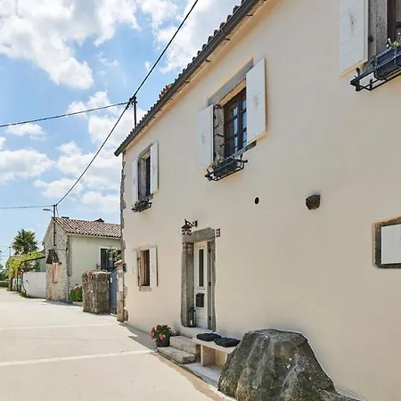 Lovely Rustic Katarina With 2 Pools Gračišće