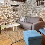 Villa Rustic Katarina By *