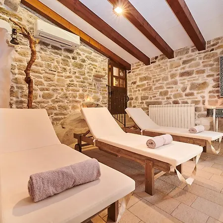 Lovely Rustic Katarina With 2 Pools Gracisce