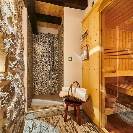 Lovely Rustic Katarina With 2 Pools