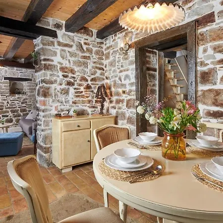 Lovely Rustic Katarina With 2 Pools Villa